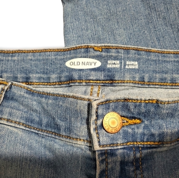 Old Navy Super Skinny Jeans Size 10 Light Wash Denim Skinny Jeans - Picture 7 of 15